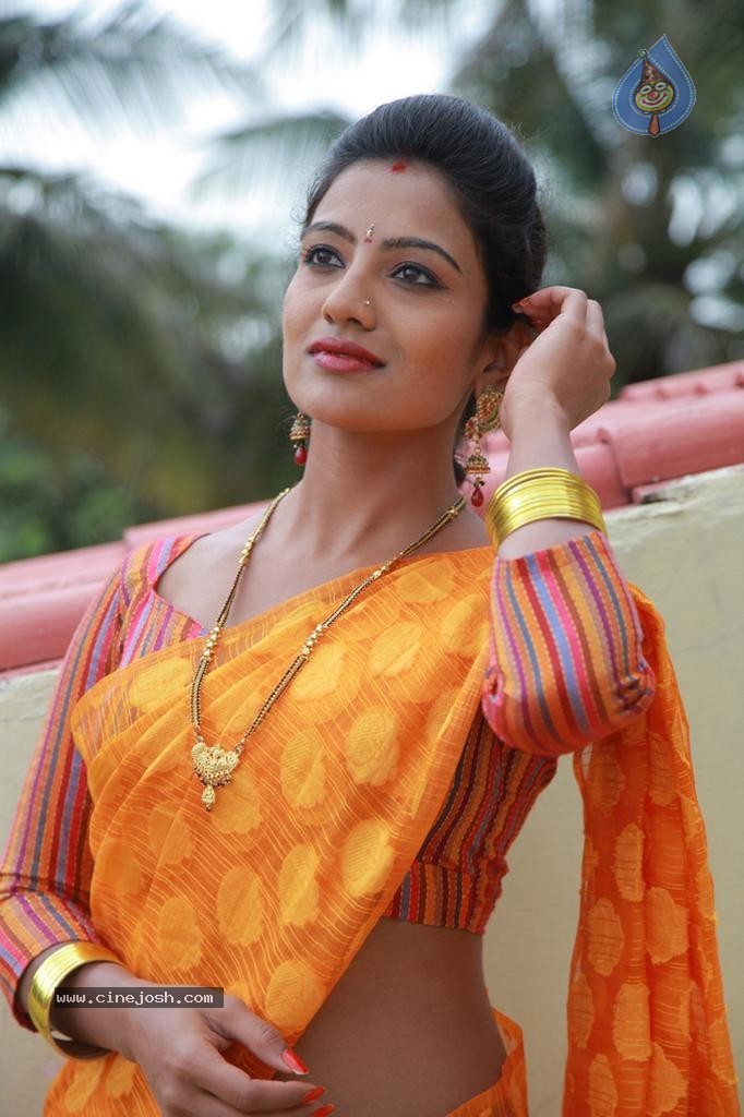 Calling Bell Movie Stills - 65 / 85 photos