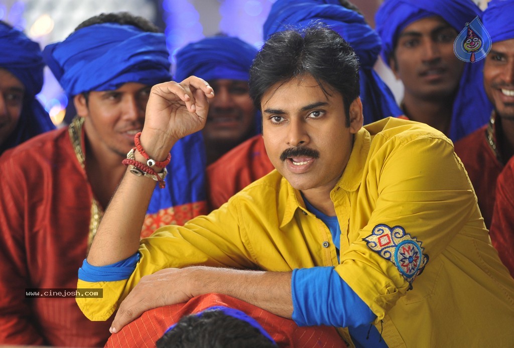 Cameraman Gangatho Rambabu Movie New Stills - 14 / 18 photos