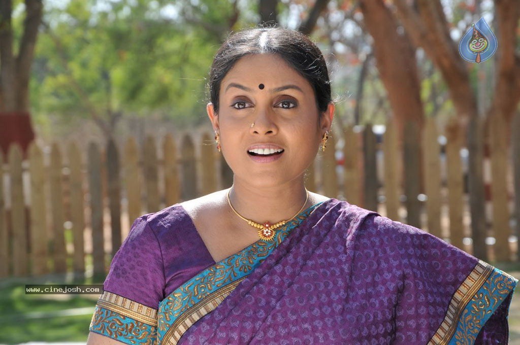 Chaarulatha Movie New Stills - 3 / 91 photos