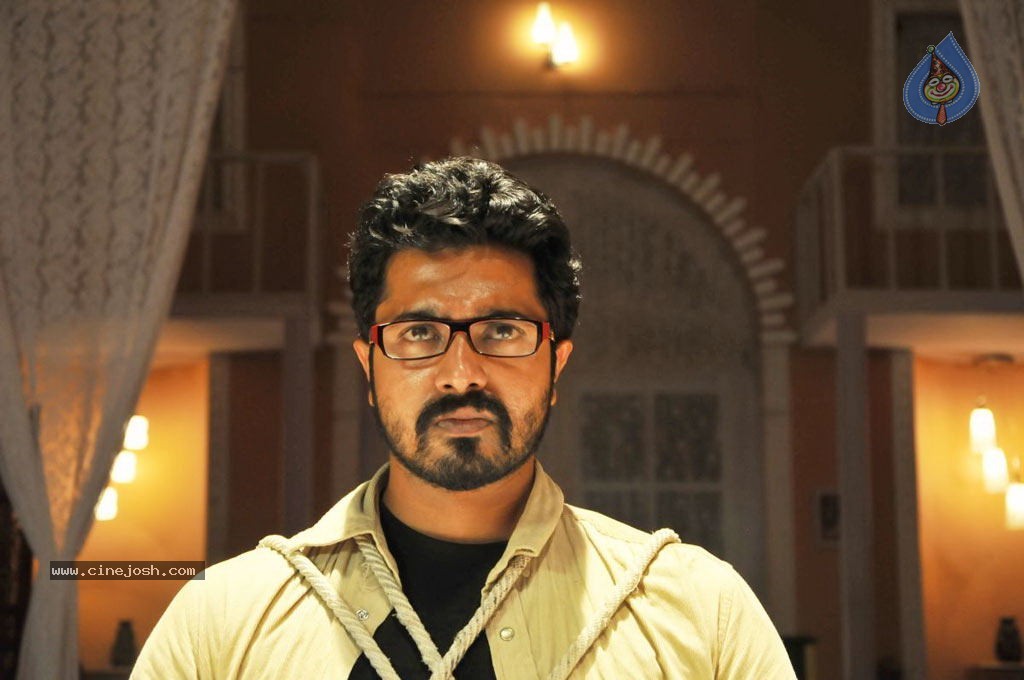 Chaarulatha Movie New Stills - 22 / 91 photos