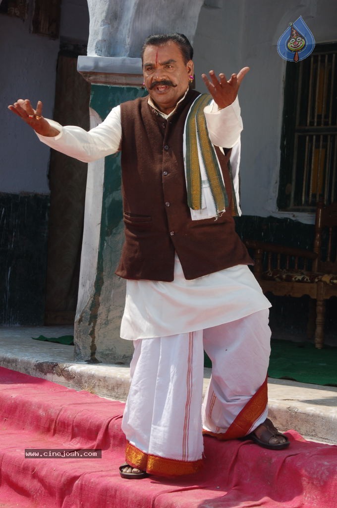 Chakali Ilamma Movie Stills - 22 / 26 photos