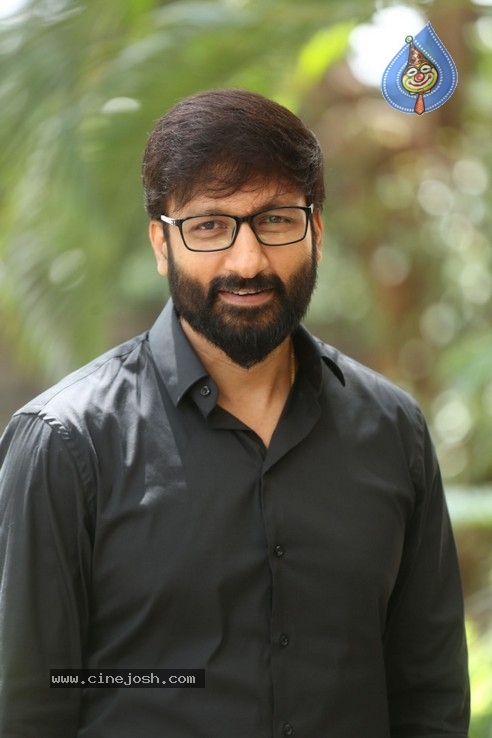 Chanakya Movie Press Meet Photos - 10 / 21 photos