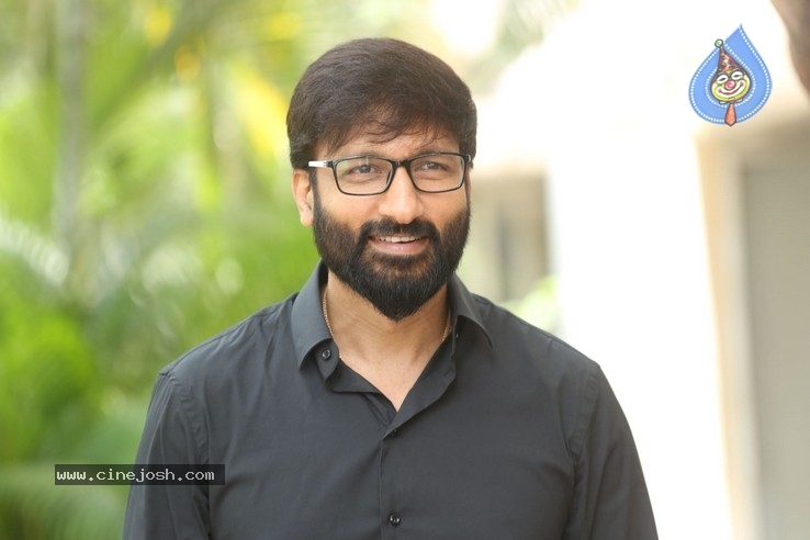 Chanakya Movie Press Meet Photos - 17 / 21 photos