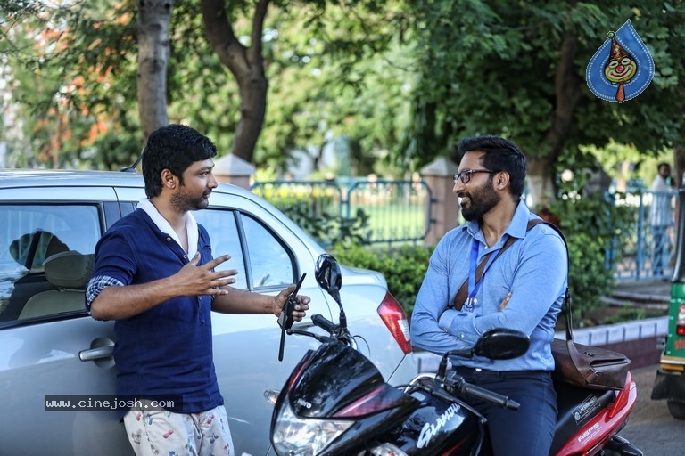 Chanakya Working Stills - 2 / 8 photos