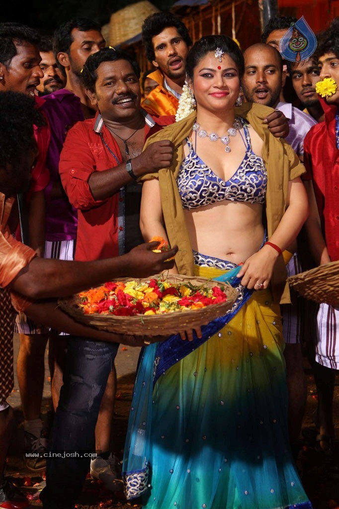 Chandamama Tamil Movie Photos - 20 / 39 photos