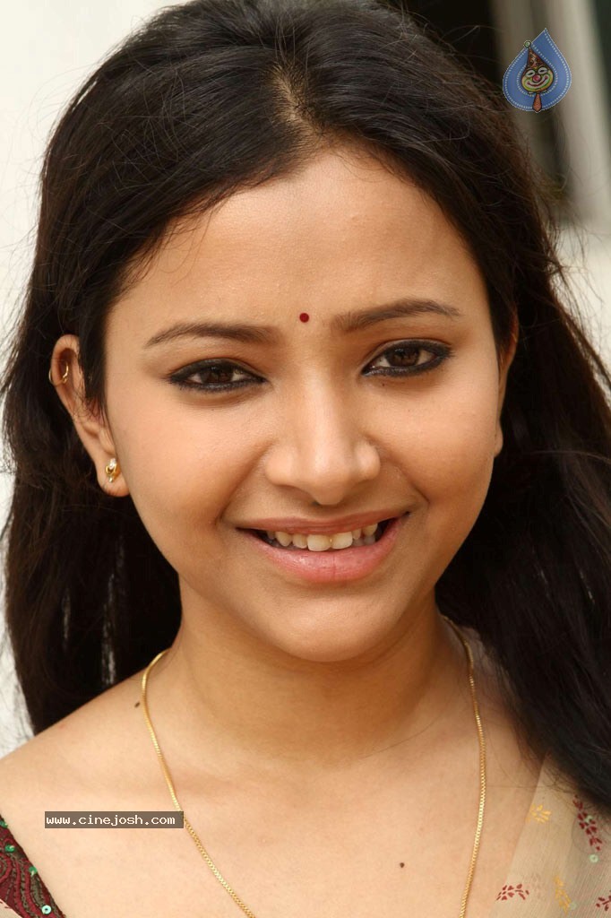 Chandamama Tamil Movie Photos - 29 / 39 photos