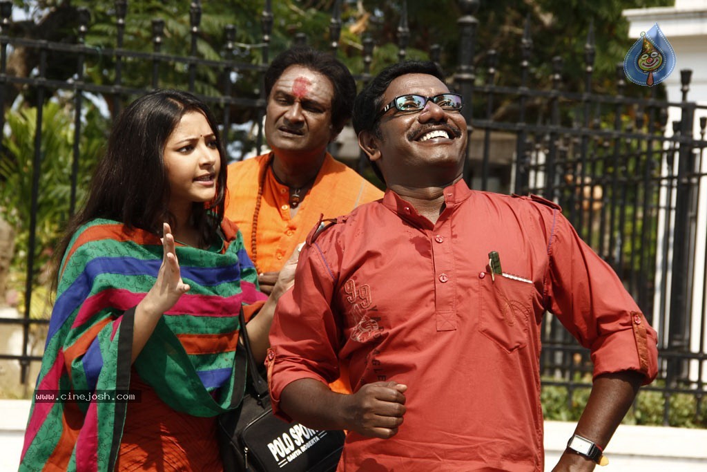 Chandamama Tamil Movie Stills - 19 / 26 photos
