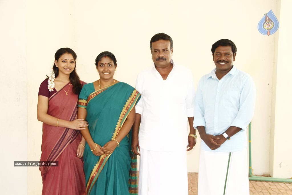Chandamama Tamil Movie Stills - 25 / 26 photos