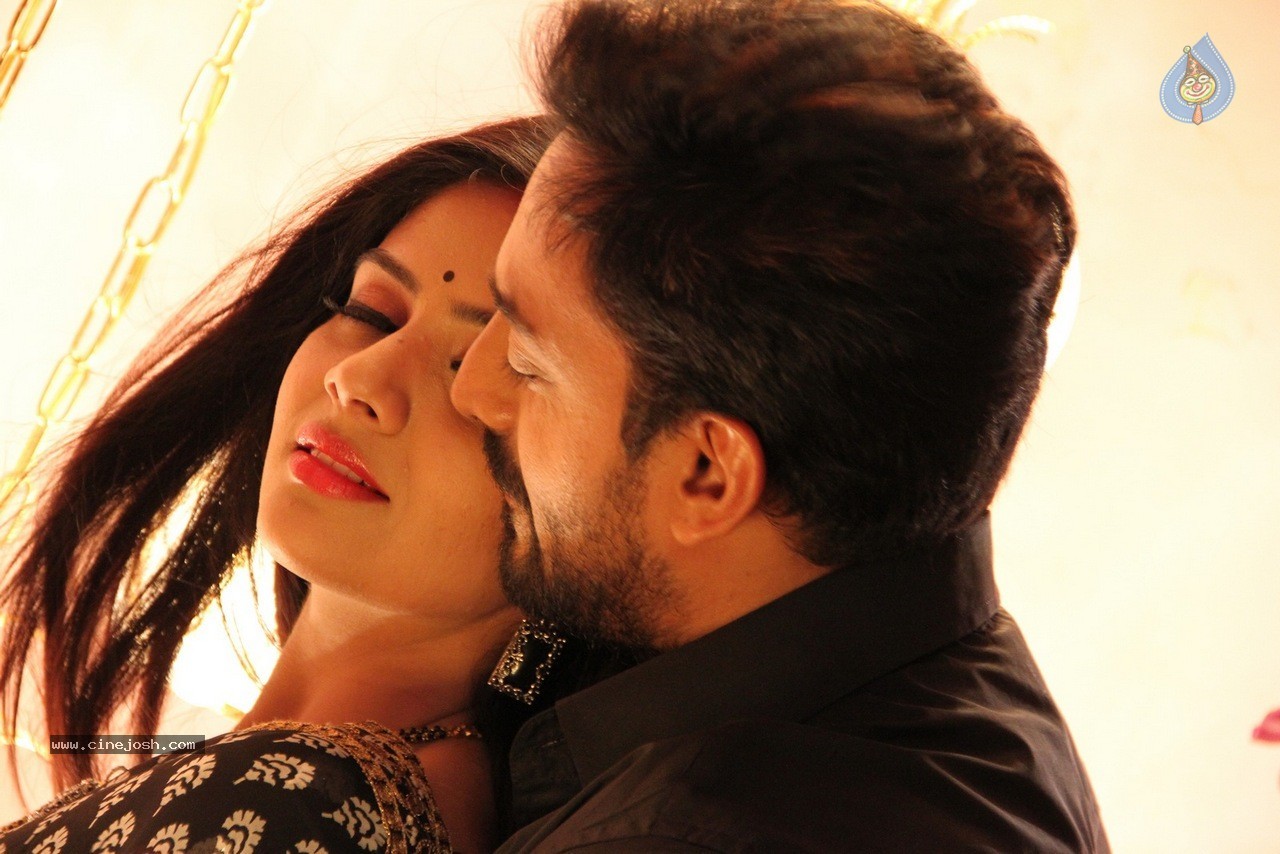 Chandrika Movie Latest Photos - 28 / 76 photos