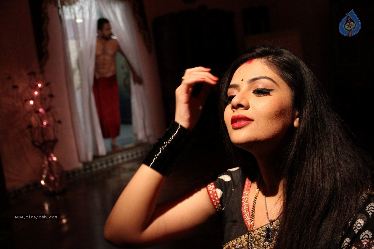 Chandrika Movie Latest Photos - 38 / 76 photos