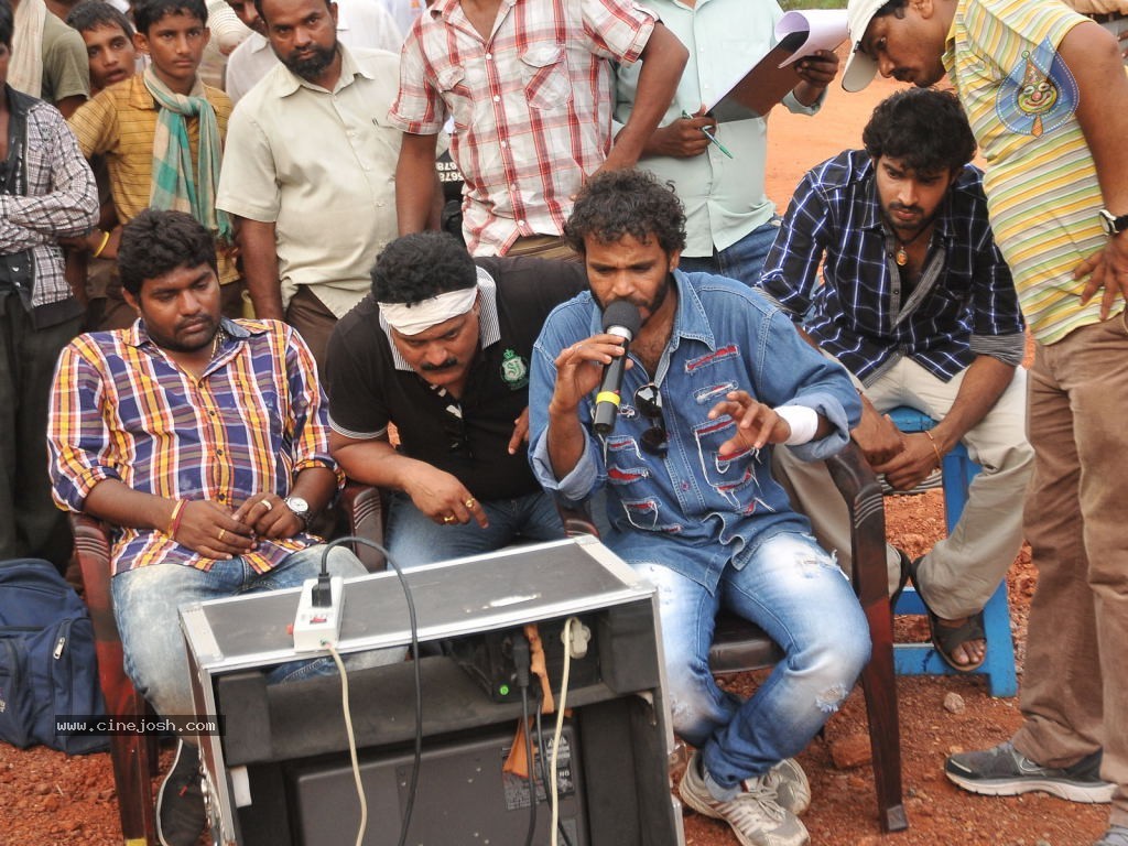 Chandrudilo Vunde Kundelu Stills n Walls - 10 / 33 photos