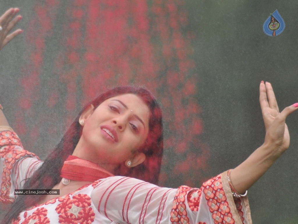 Chandrudilo Vunde Kundelu Stills n Walls - 28 / 33 photos