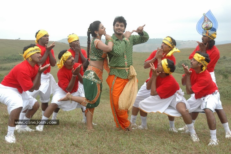 Chapter 6 Movie New Stills - 34 / 100 photos