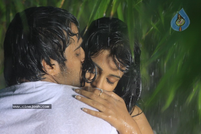 Chapter 6 Movie New Stills - 87 / 100 photos