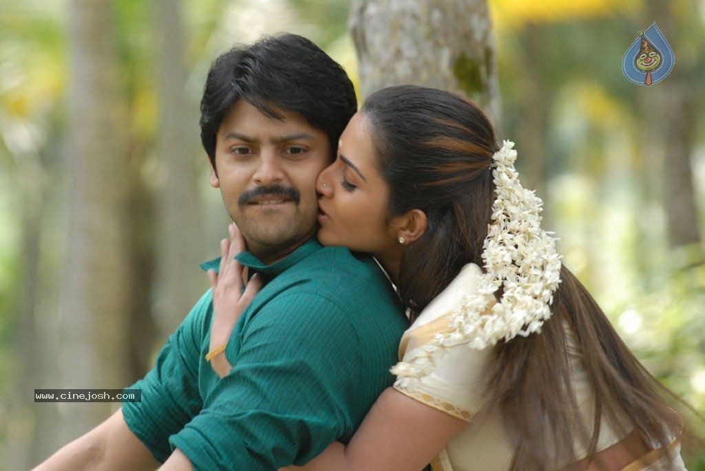 Chatriyavamsam Tamil Movie Stills - 8 / 46 photos