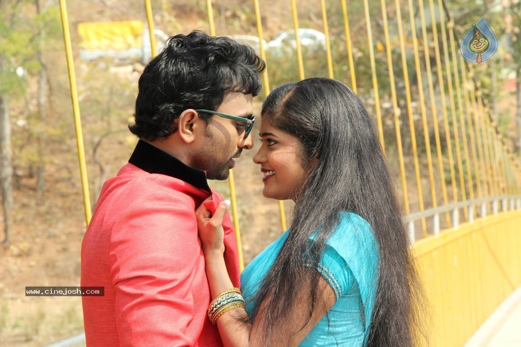 Chatting Movie New Photos - 56 / 62 photos