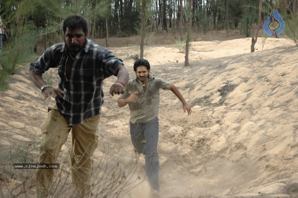 Chelagatam Movie New Stills - 18 / 30 photos