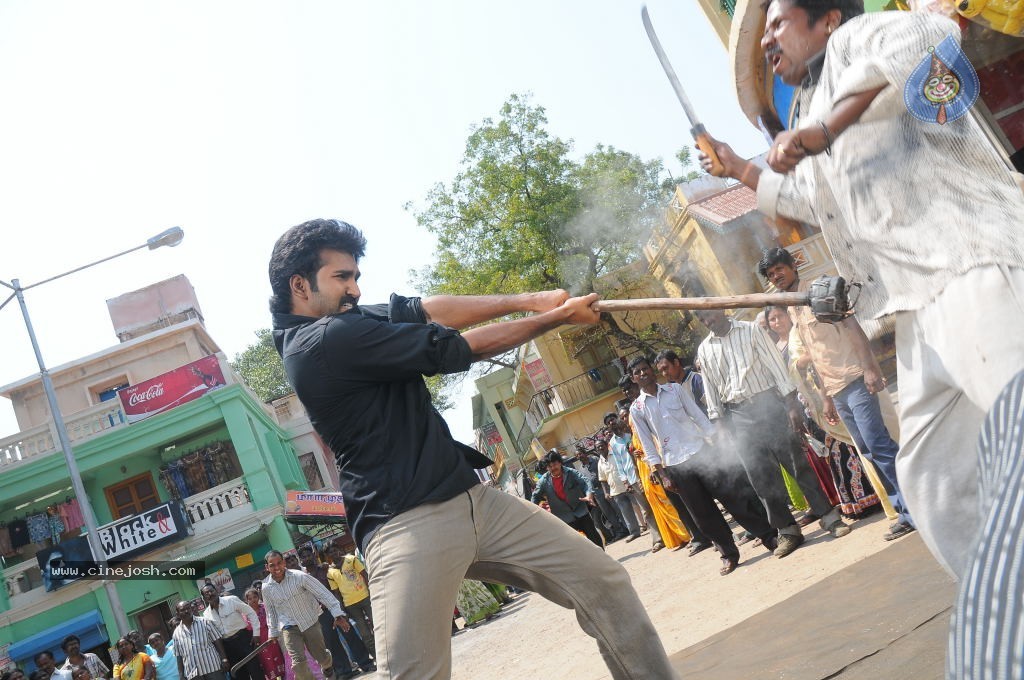 Chelagatam Movie New Stills - 28 / 30 photos