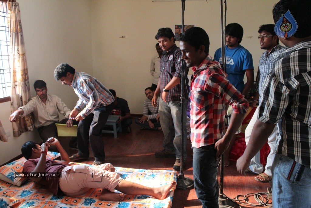 Chemistry Movie Stills and Walls - 30 / 41 photos