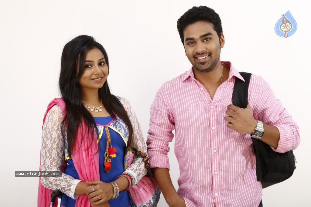 Chikkikku Chikkikichi Tamil Movie Stills - 1 / 36 photos