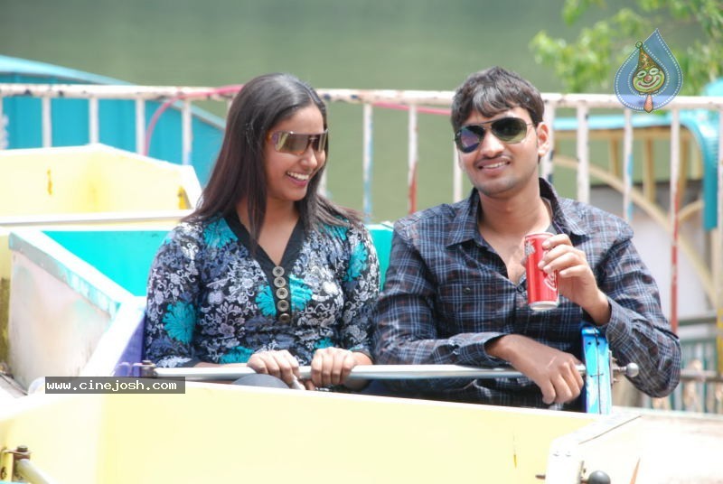 Chilipi Allarilo Chinni Aasa Movie New Stills - 22 / 25 photos