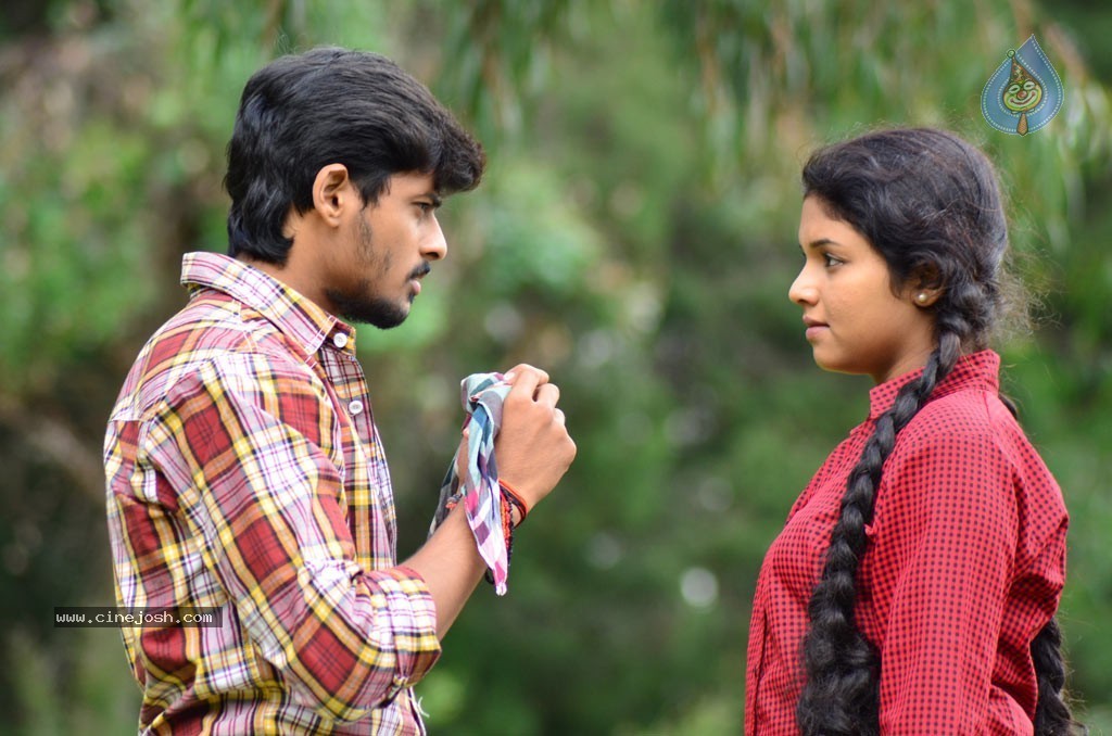 China Chiru Sinna Paraviagal Tamil Movie Stills - 20 / 47 photos