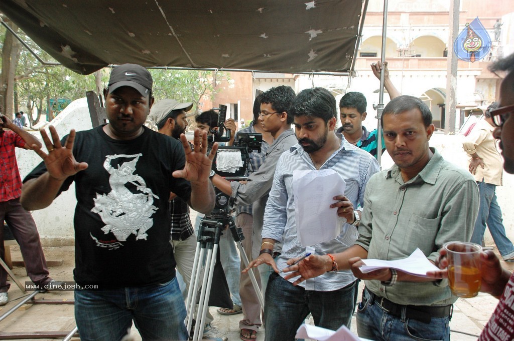 Chinna Cinema Movie Stills - 6 / 22 photos