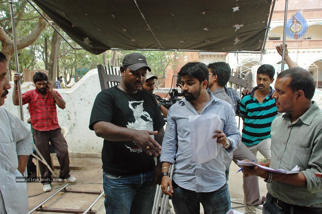 Chinna Cinema Movie Stills - 9 / 22 photos