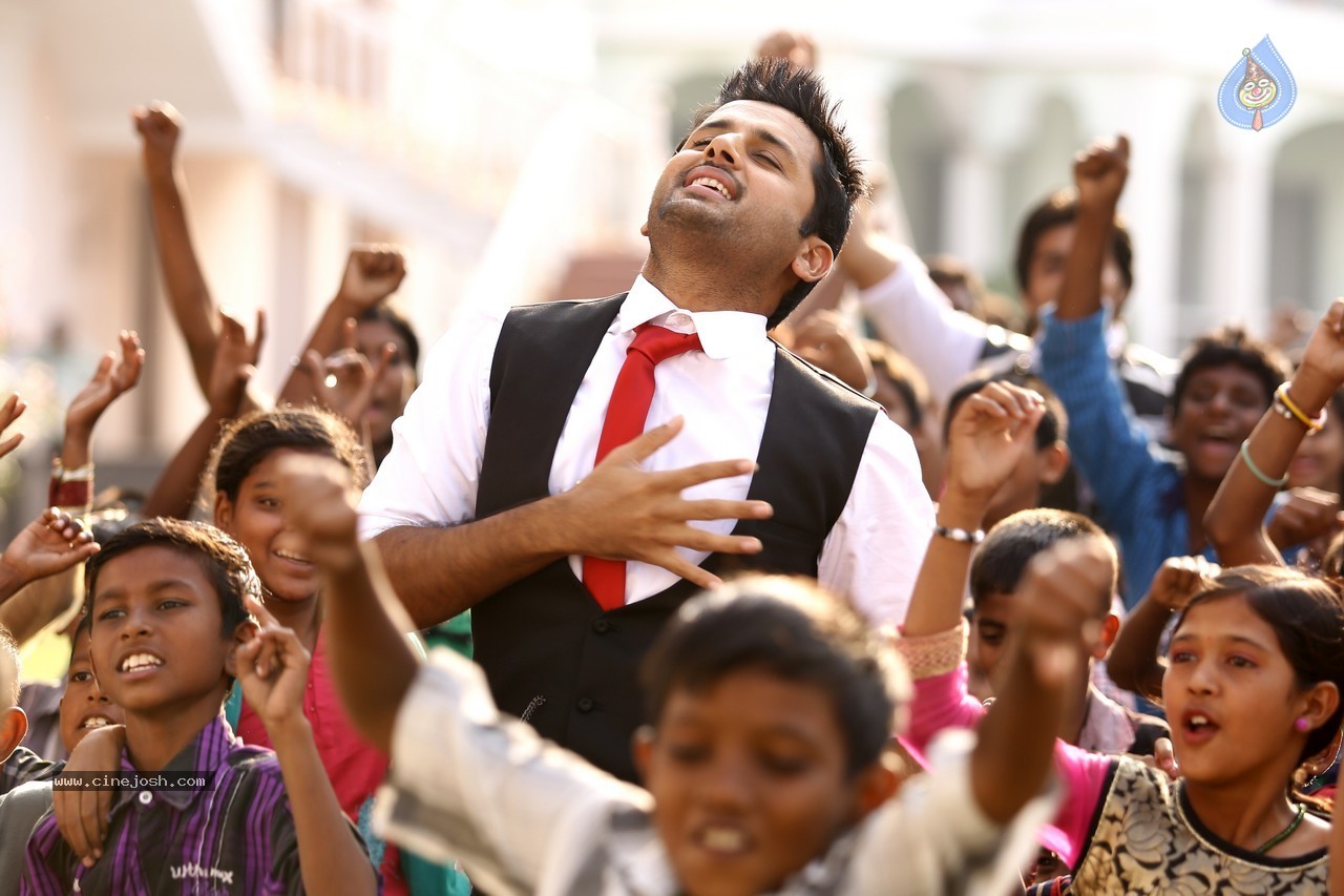 Chinnadana Neekosam Movie New Stills - 3 / 8 photos