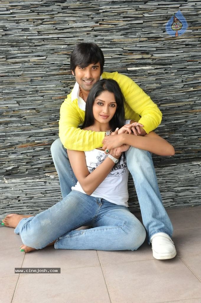 Chukkalanti Ammayi Chakkanaina Abbai Spicy Stills - 30 / 55 photos