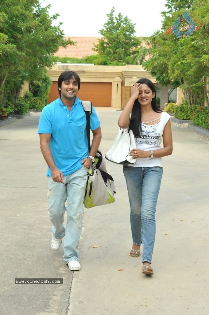 Chukkalanti Ammayi Chakkanaina Abbai Spicy Stills - 46 / 55 photos