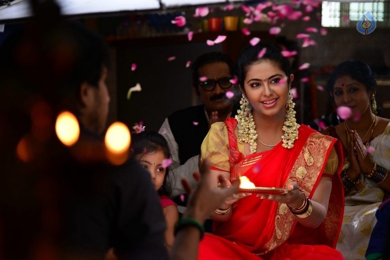 Cinema Choopistha Mava New Pics - 9 / 10 photos