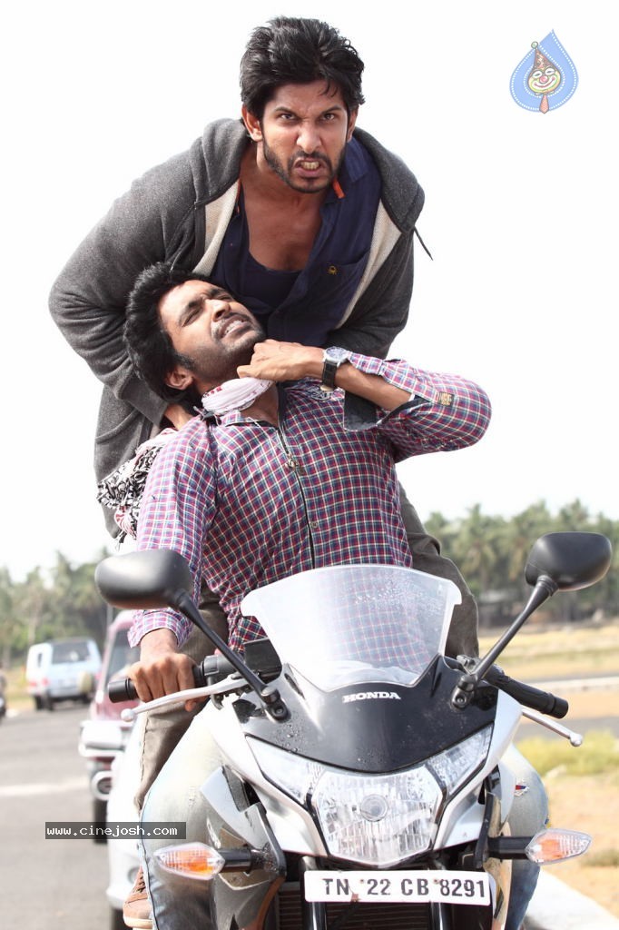 Citizen Movie Stills n Walls - 45 / 50 photos