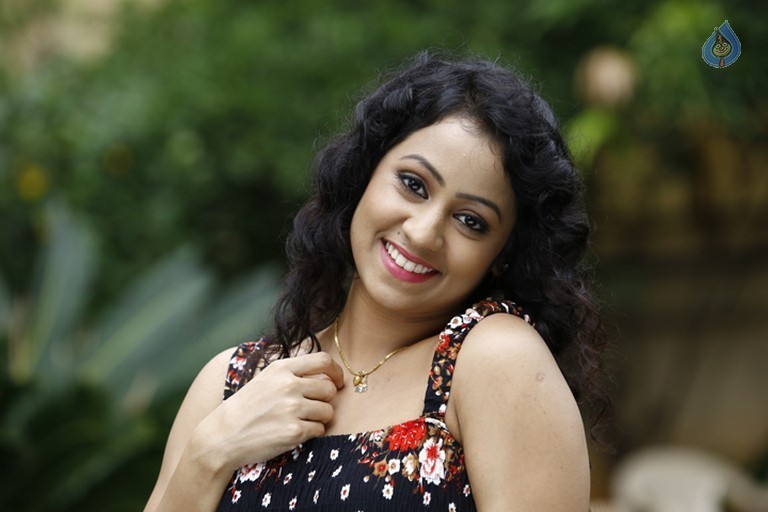 C/O Godavari Movie Photos - 12 / 29 photos