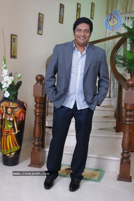 Collector Gari Bharya Movie New Stills - 15 / 56 photos