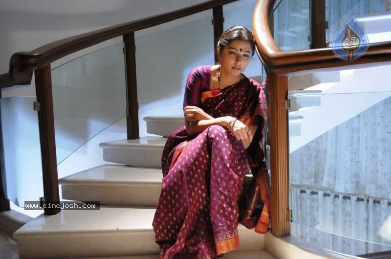 Collector Gari Bharya Movie New Stills - 25 / 56 photos