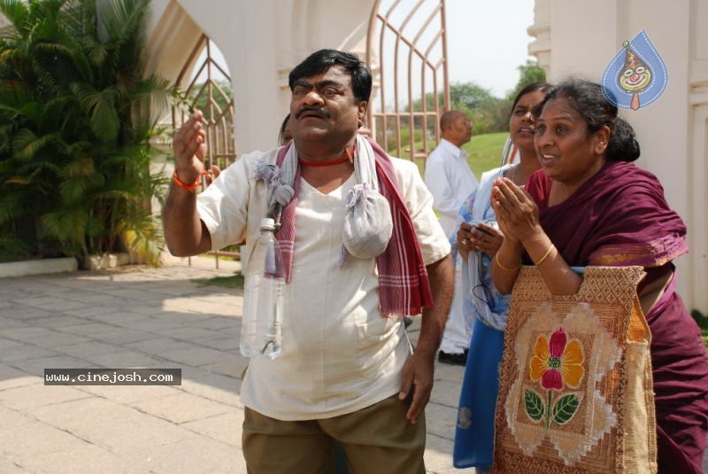 Collector Gari Bharya Movie New Stills - 32 / 56 photos