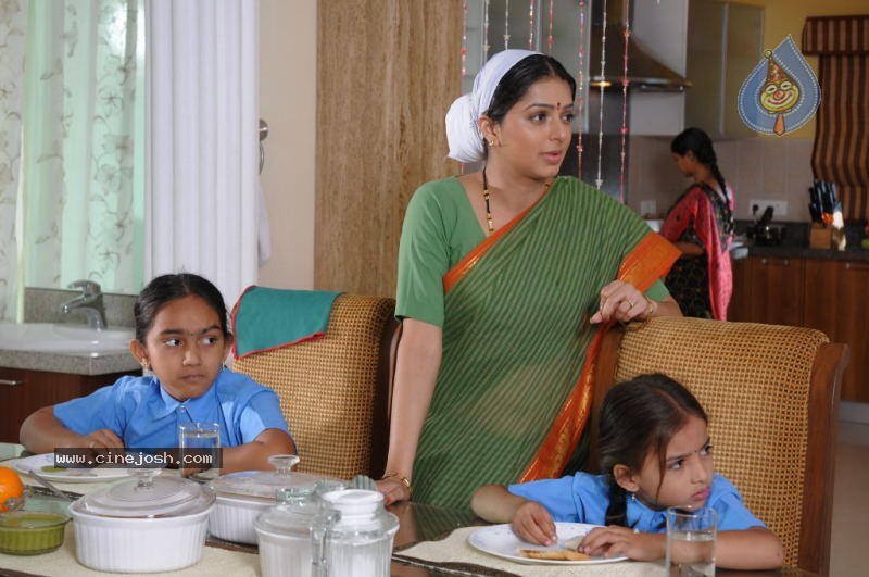 Collector Gari Bharya Movie New Stills - 52 / 56 photos