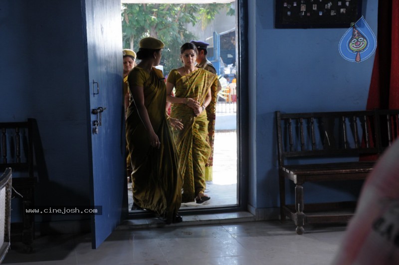 Collector Gari Bharya Movie Stills - 44 / 113 photos