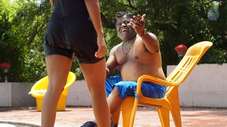 Commitment Movie Photos and Posters - 28 / 36 photos