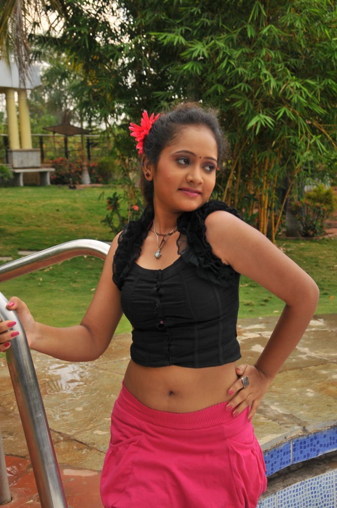 Cool Boys Hot Girls Movie Stills - 12 / 24 photos