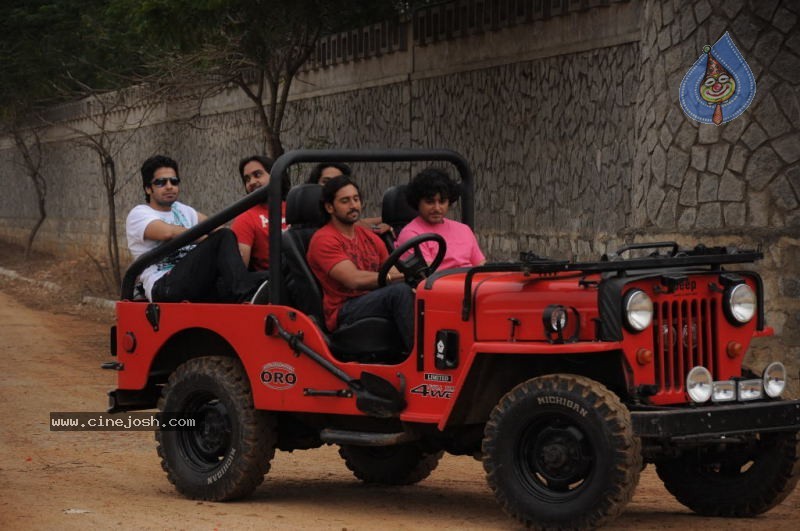 Cricket Girls and Beer Movie Gallery - 44 / 102 photos