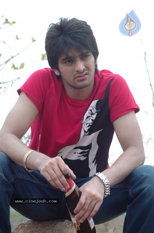 Cricket Girls and Beer Movie Gallery - 53 / 102 photos