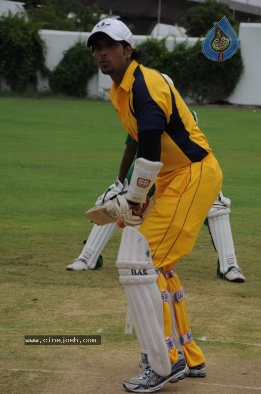 Cricket Girls and Beer Movie Gallery - 90 / 102 photos