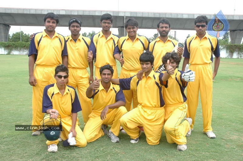 Cricket Girls and Beer Movie Gallery - 92 / 102 photos