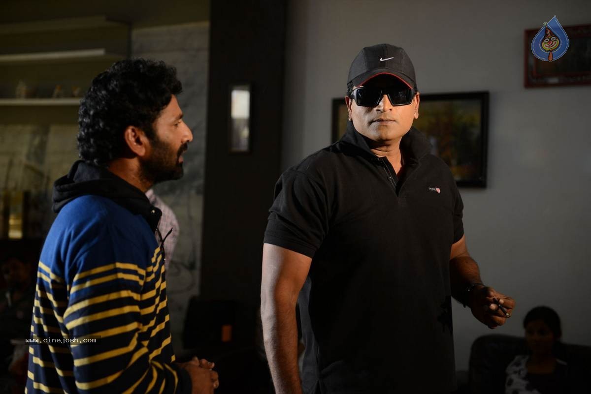 Criminals Movie Stills n Walls - 37 / 50 photos