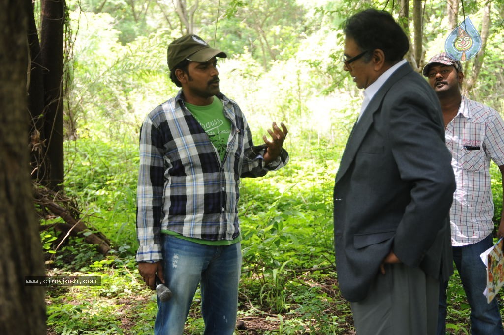 Cut Cheste Movie New Photos - 16 / 20 photos