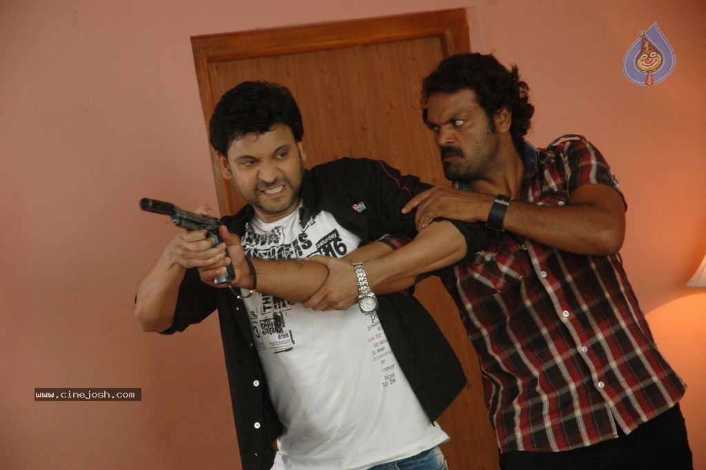 Daggaragaa Doorangaa Movie New Stills - 46 / 58 photos
