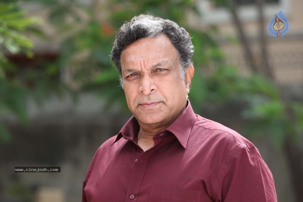 Dalam Movie New Stills - 20 / 55 photos