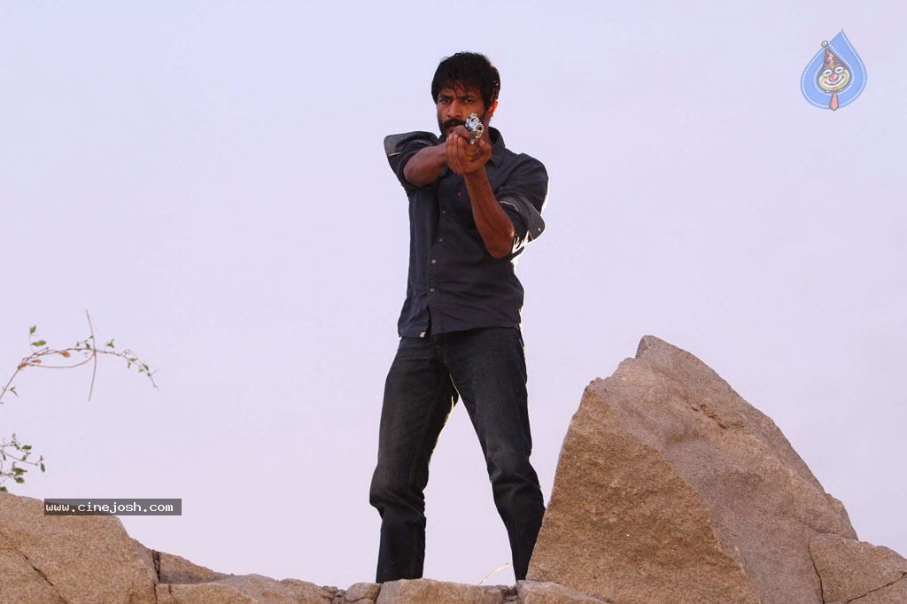 Dalam Movie New Stills - 47 / 55 photos